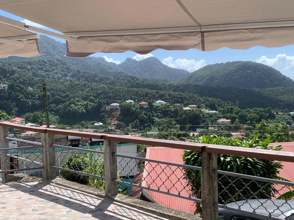 La Terrasse Du Houelmont Vila Gourbeyre Exterior foto